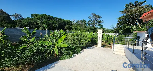 casas vacacionales y villas - SE VENDE ESTA HERMOSA FINCA, TOTALMENTE NUEVA, DE 1000 METROS CUADRADOS.
 9