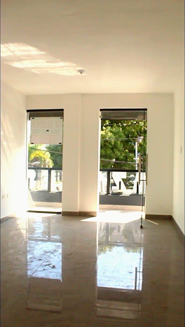 oficinas y locales comerciales - SE ALQUILA LOCALE  2