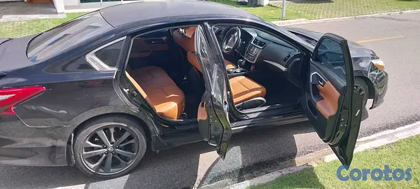 carros - Nissan Altima negro – interior cuero marrón – exce 3