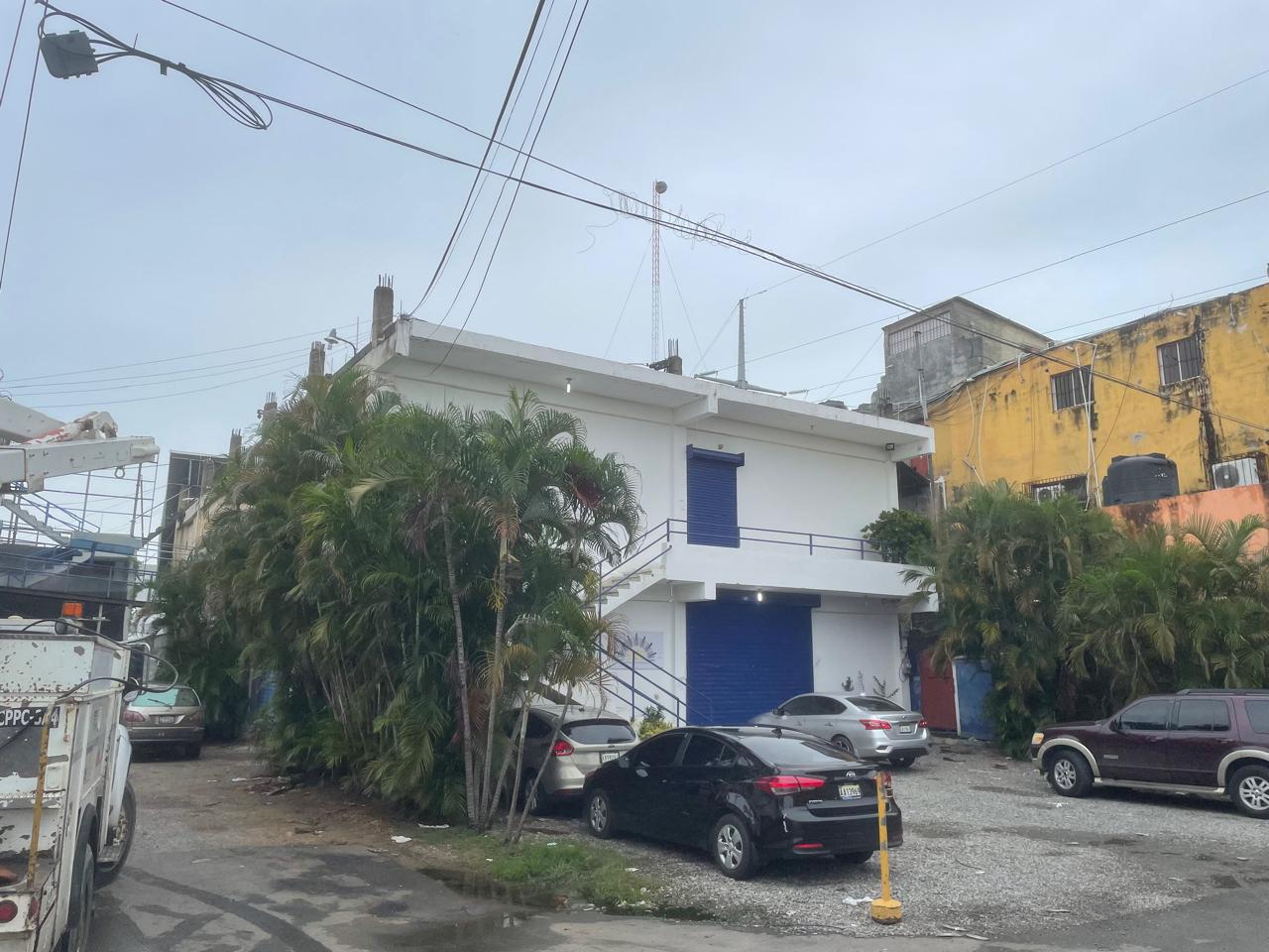 oficinas y locales comerciales - Alquilo Nave 850 mts en San Isidro, STO DGO ESTE  1