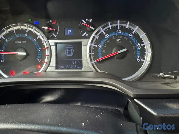jeepetas y camionetas - 🚙 ¡OPORTUNIDAD! SUV DE LUJO EN EXCELENTE ESTADO 🚙
 8