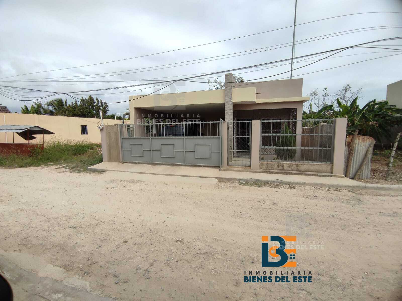 casas - Se Vende  Moderna Casa en Villa Cesarina 1
