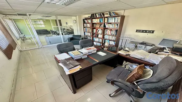 oficinas y locales comerciales - Local Comercial en Renacimiento 6