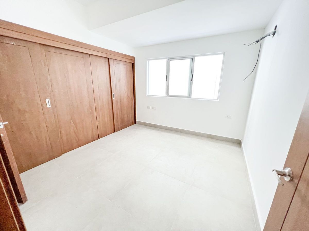 apartamentos - 🔵Alquilo apartamento 2do piso con terraza en evaristo morales 3