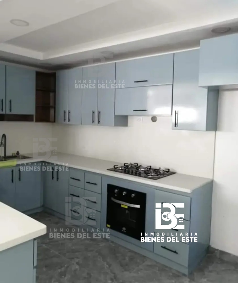 casas -  Casa con Piscina ubicada en Residencial Naime Etapa III 2