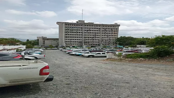 solares y terrenos - Terreno Comercial en Venta en Av. Juan P. Duarte – 2,558 m² 3
