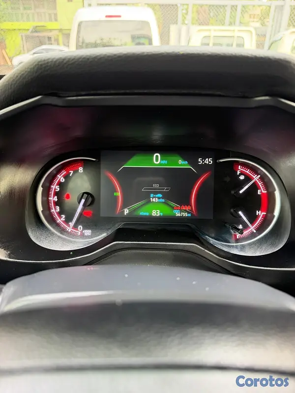 jeepetas y camionetas - Toyota RAV4 LE PLUS 2023 9