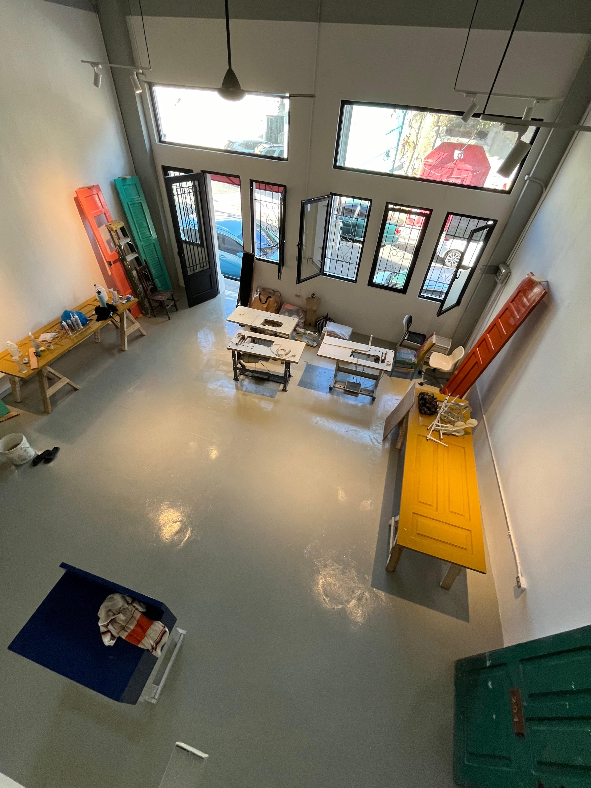 oficinas y locales comerciales - Local en Alquiler Zona Colonial de 120m2 5