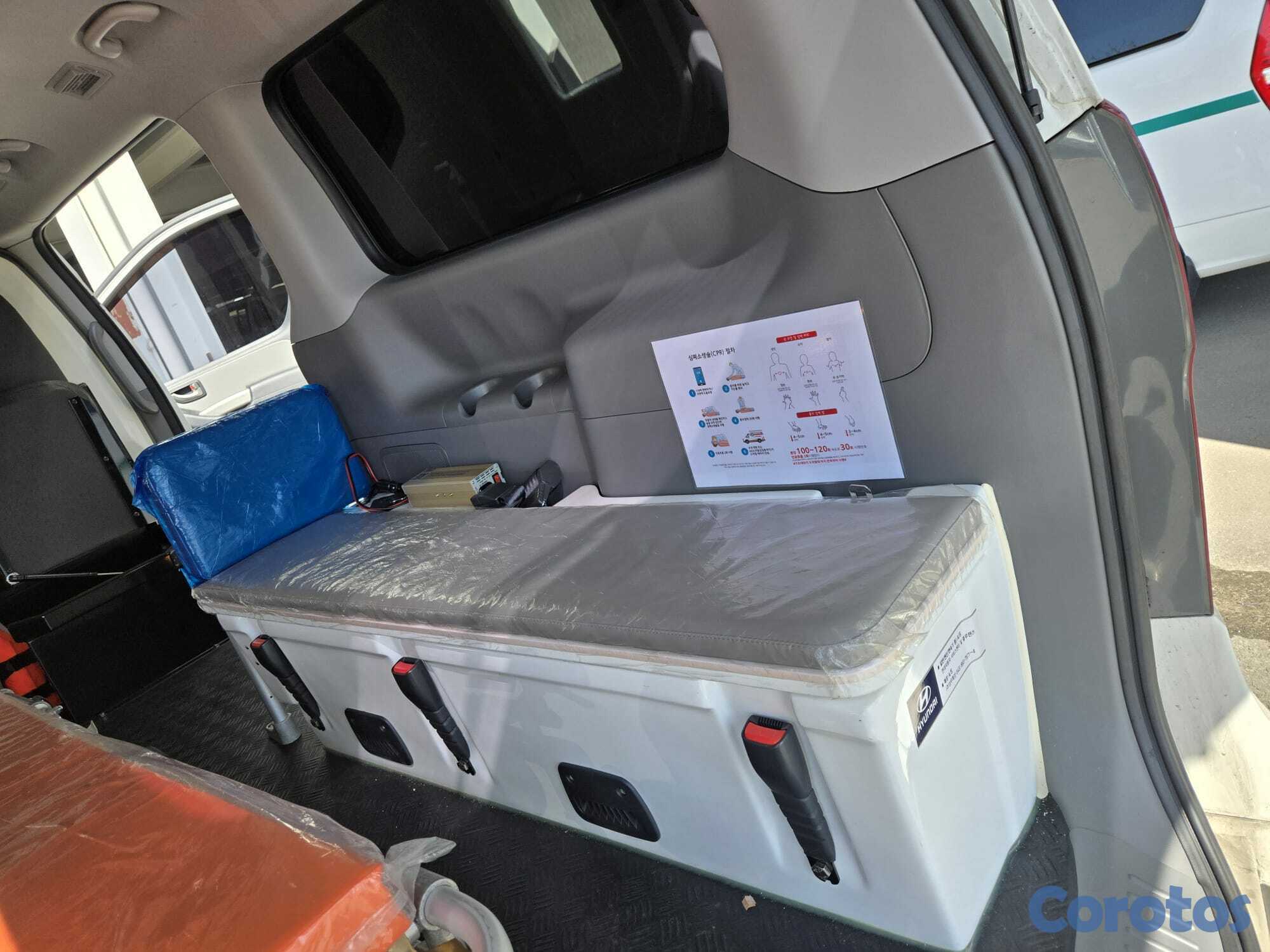 otros vehiculos - HYUNDAI GRAND STAREX AMBULANCIA 2015 3