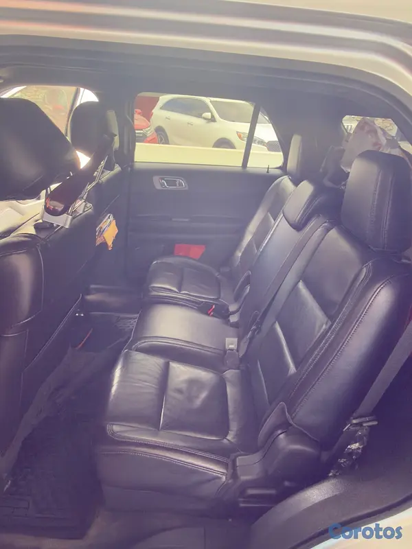 jeepetas y camionetas - Ford Explorer XLT 2011  8