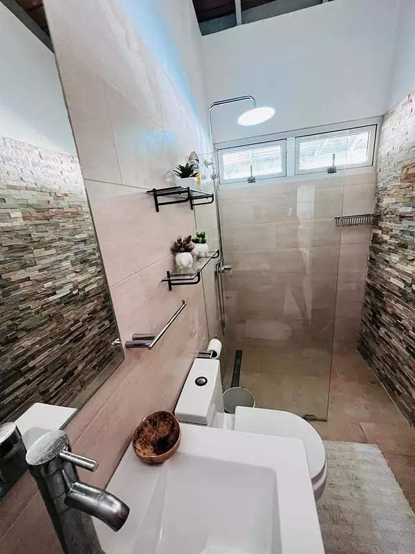 casas vacacionales y villas - ALQUILER DE VILLA EN JUAN DOLIO  5