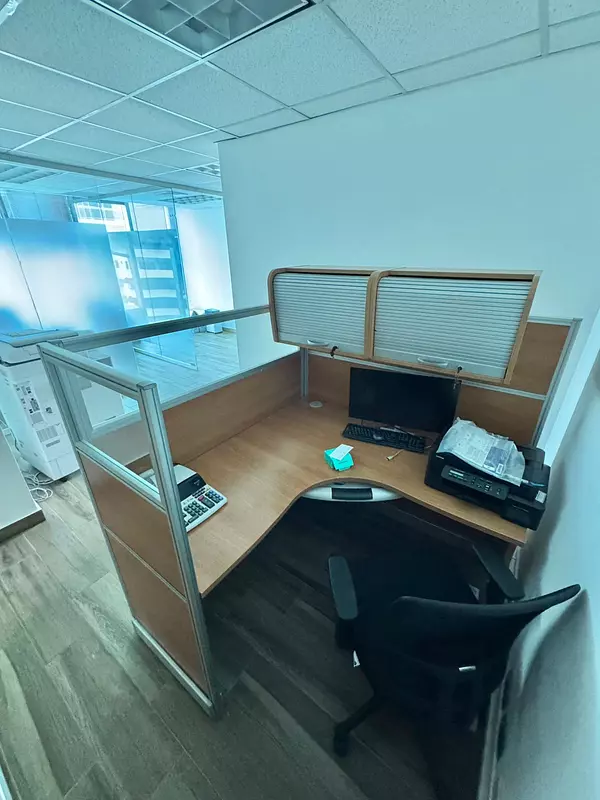 habitaciones y viviendas compartidas - Oficina Corporativa en Alquiler LA ESPERILLA 3