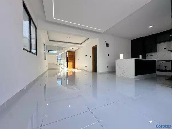 casas - venta de casa con piscina en la autopista de san isidro Santo Domingo este  8