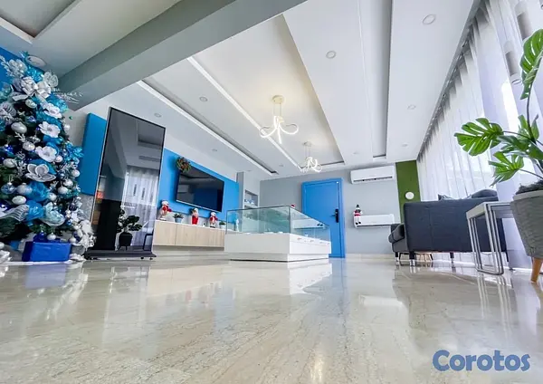 oficinas y locales comerciales - se vende local comercial- Santo Domingo  8
