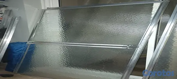 decoración y accesorios - Puertas ducha con sus perfiles, inodoro, lavamano pedestal con su llave y espejo 4