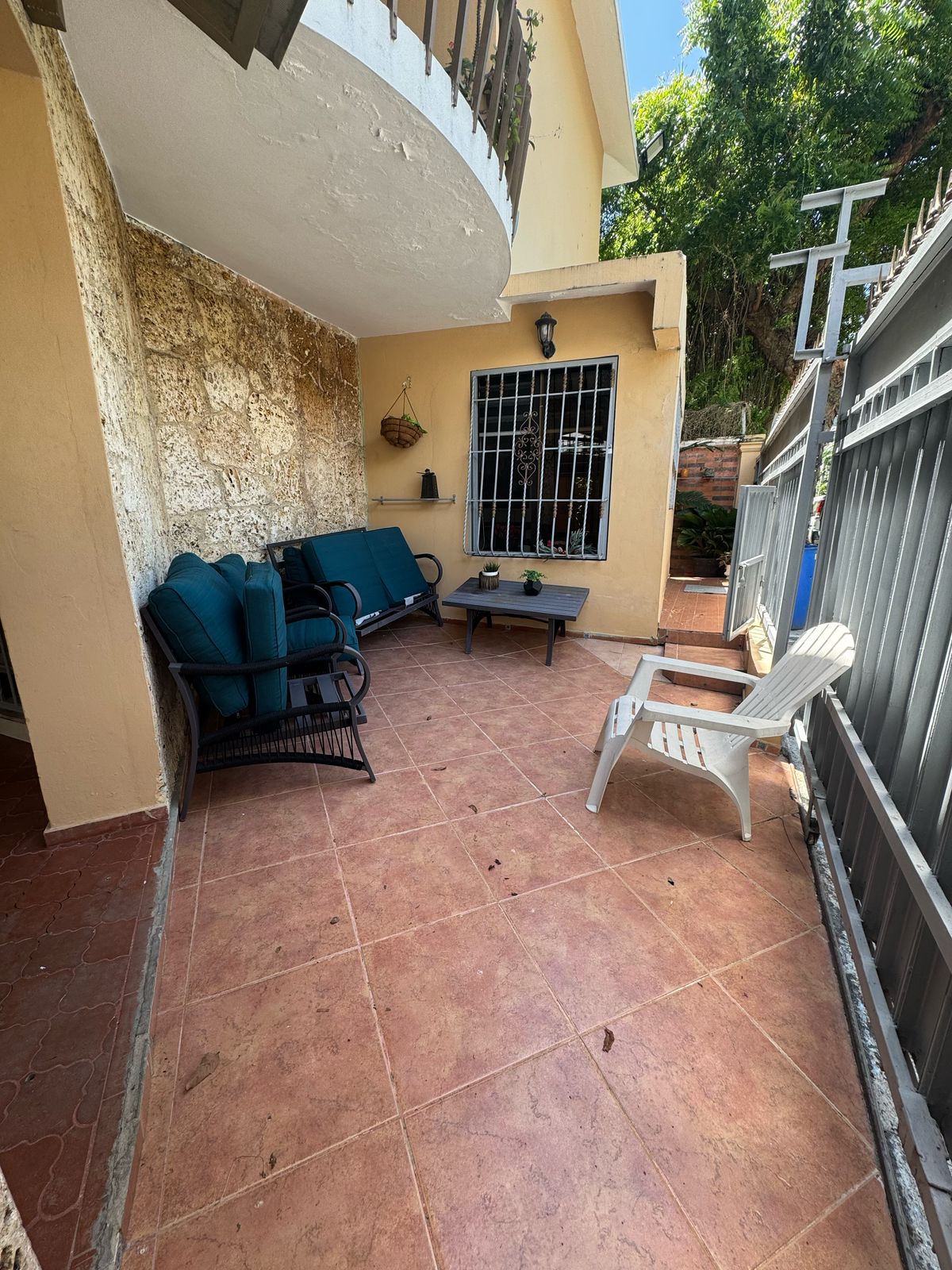 casas - Casa En Estratégica Esquina de Viejo Arroyo Hondo 1