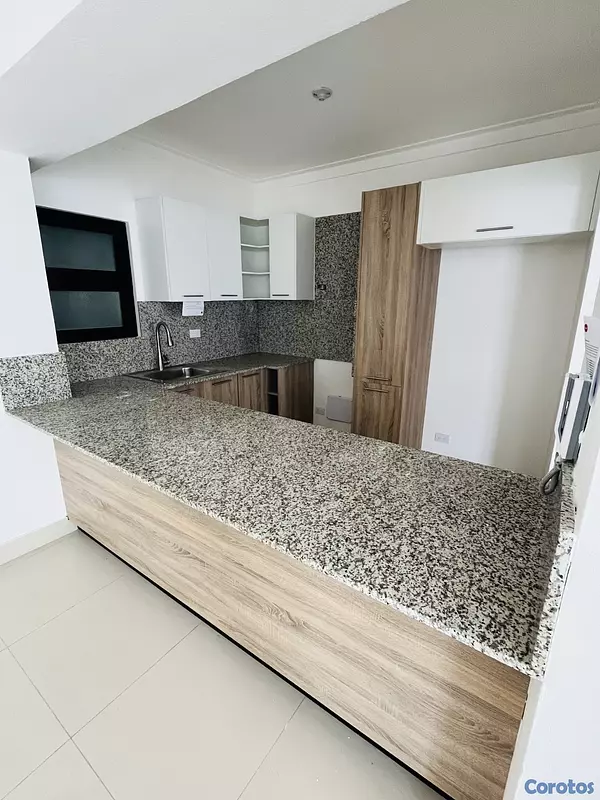 apartamentos - Se vende apartamento nuevo Los Prados 4