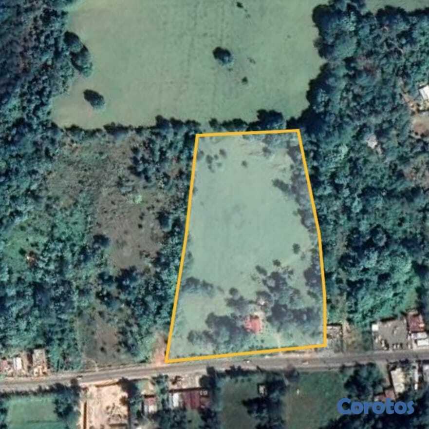 solares y terrenos - Se Vende Terreno de 23,112 m2 en Castillo, Provincia Duarte