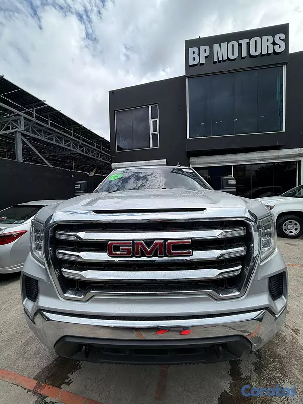 jeepetas y camionetas - 2020 GMC SIERRA 4X4 3.0 DURAMAX GASOL 4