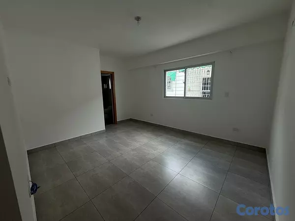 apartamentos - vendo en el millón pis 4 tres habitaciones 2.5 baños dos parqueo balcón servicio 10