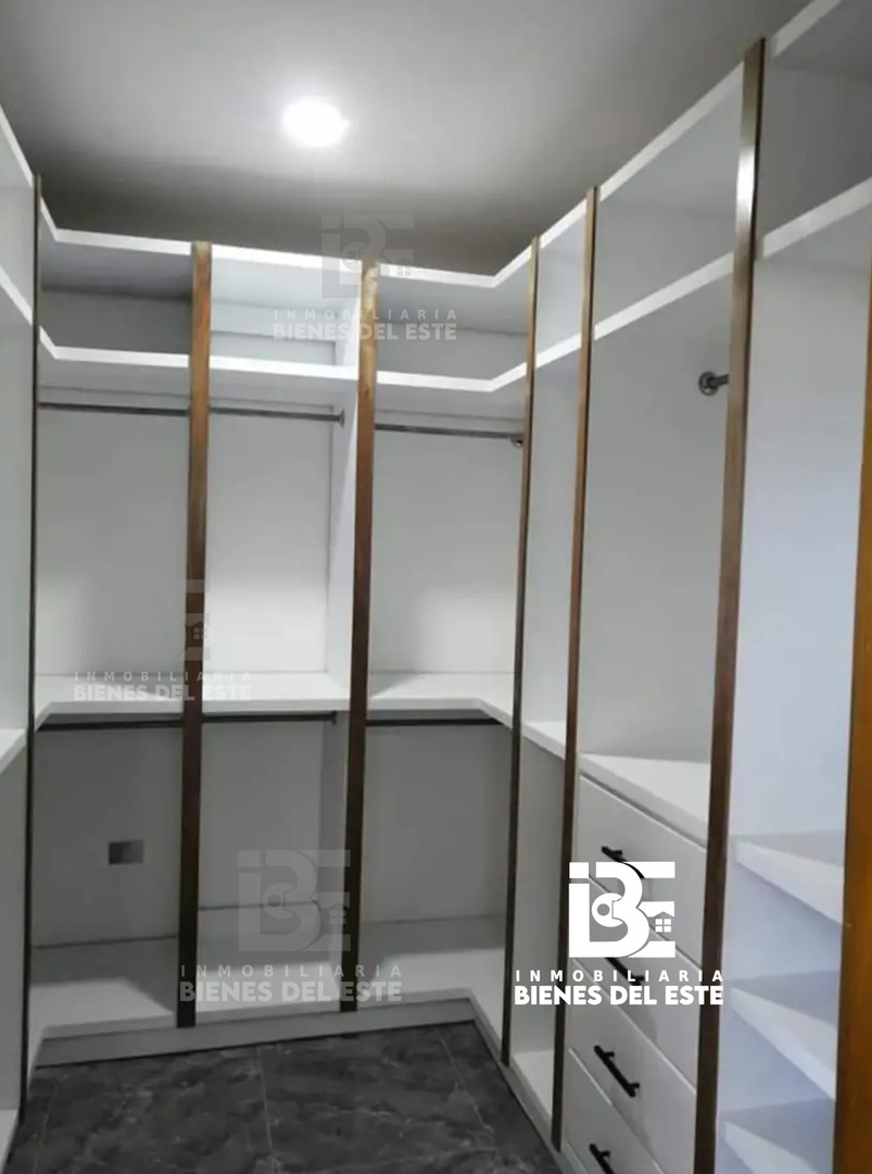 casas -  Casa con Piscina ubicada en Residencial Naime Etapa III 3