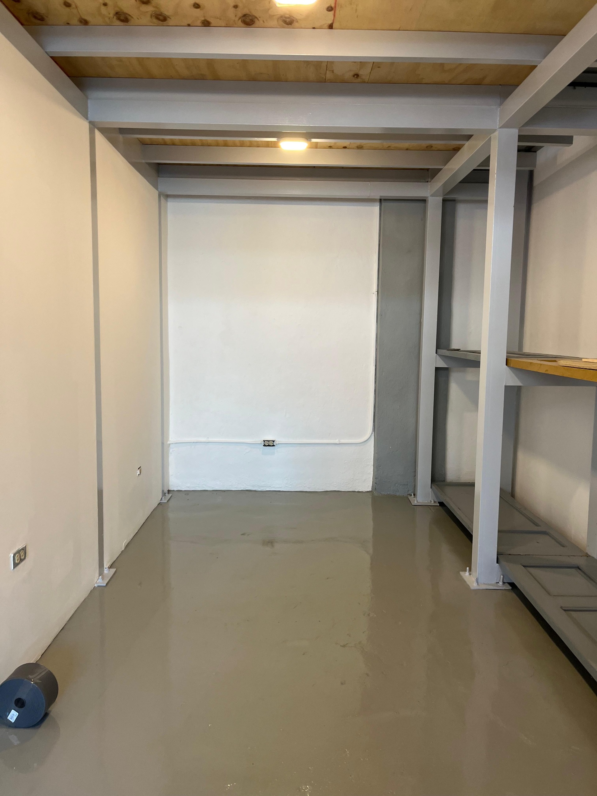 oficinas y locales comerciales - Local en Alquiler Zona Colonial de 120m2 6