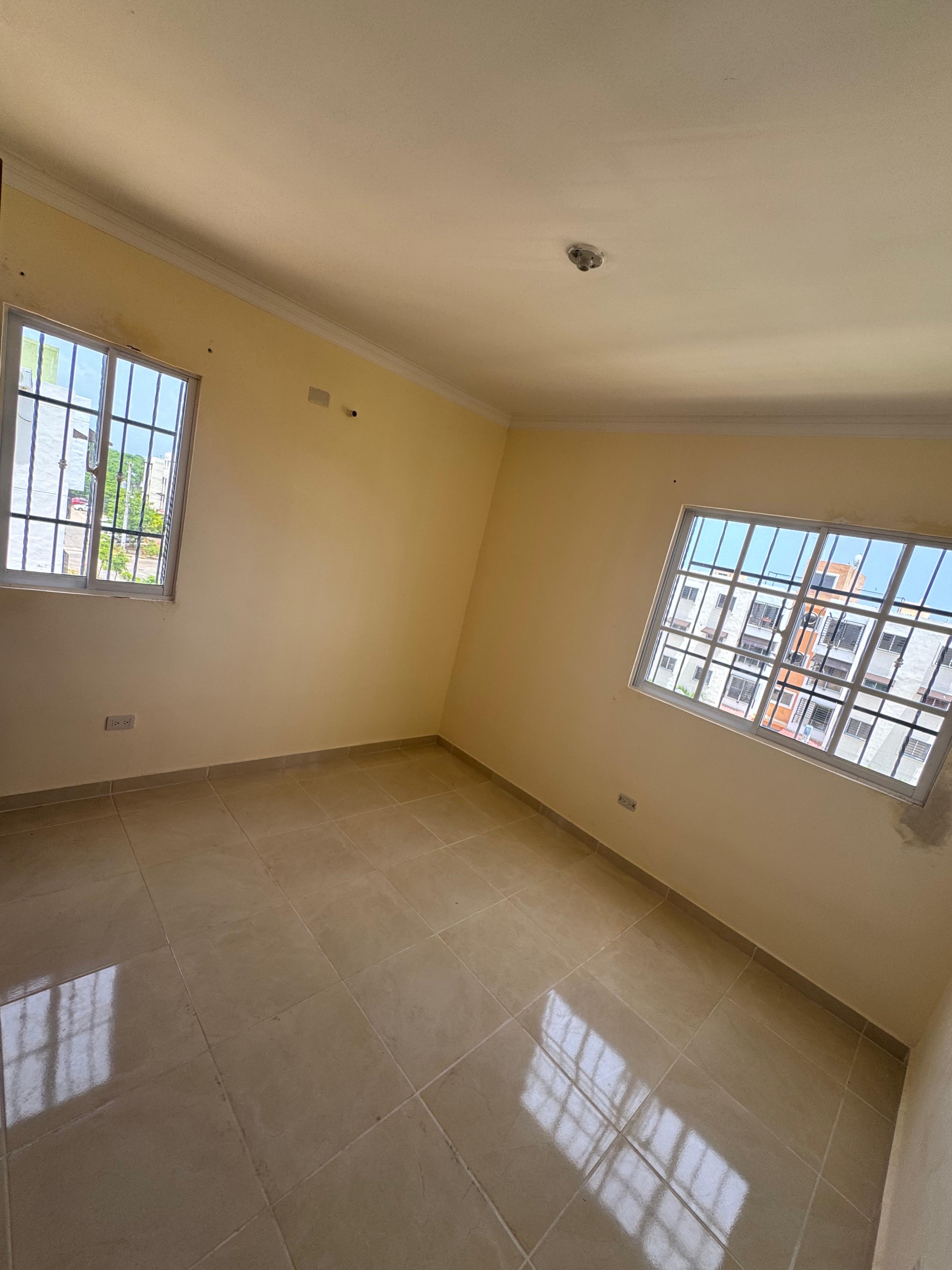 apartamentos - venta de apartamento 4to piso 90mts con 2 parqueos autopista de san isidro  3
