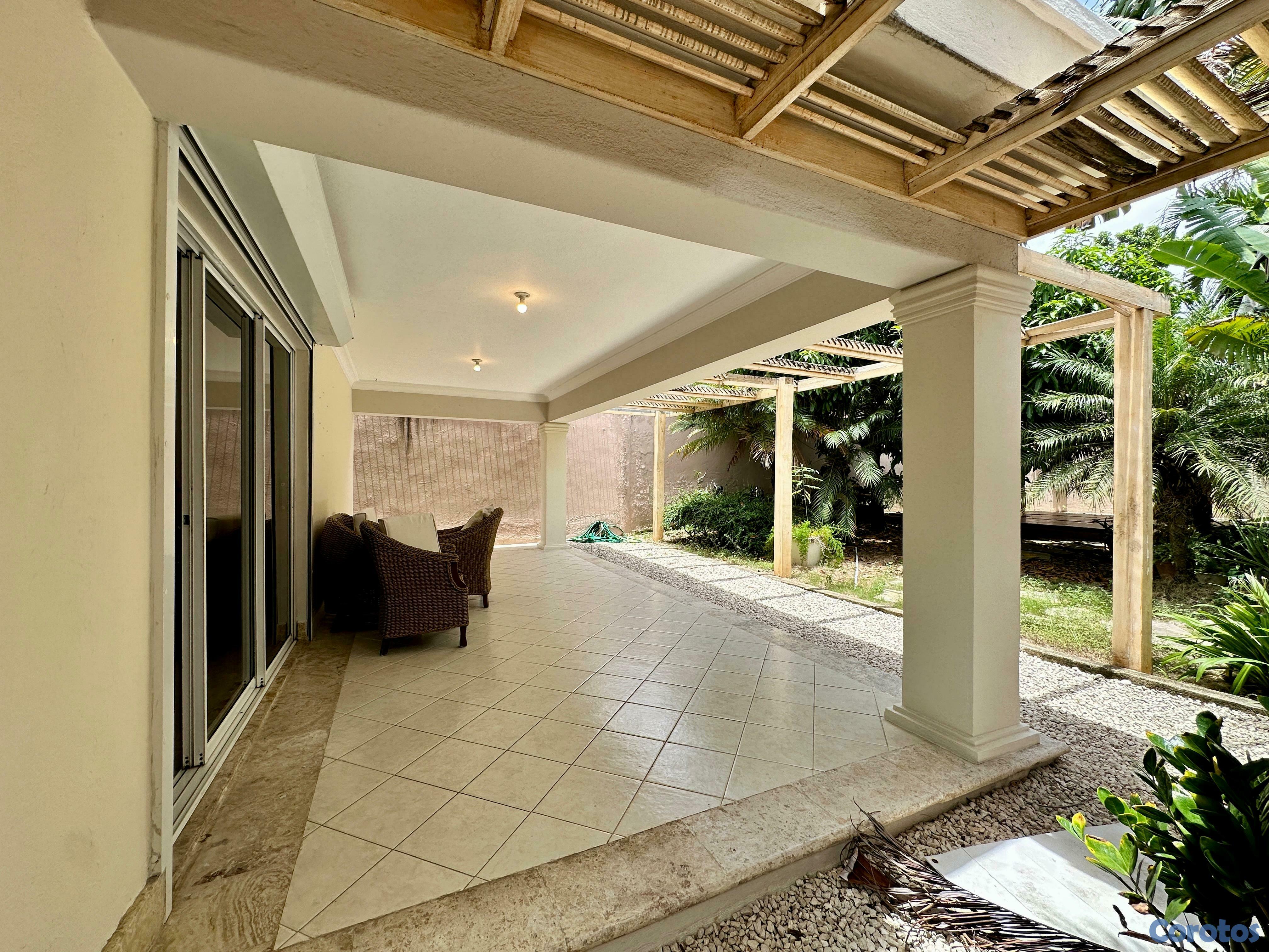 casas - ✨ Tu hogar ideal en Mirador del Este, E.L 4