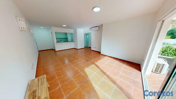 apartamentos - Venta de Apart de 2 habitaciones  2 baños sin muebles en cocotal 3
