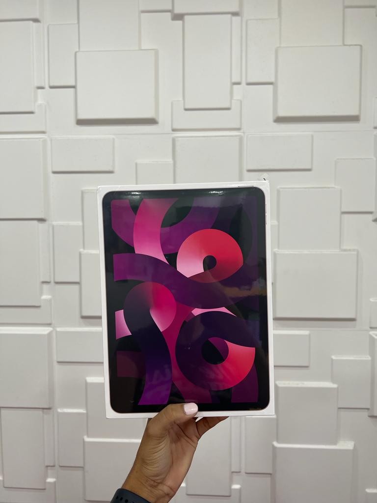 celulares y tabletas - iPad Air 5th Generacion de 256gb Sellada  0