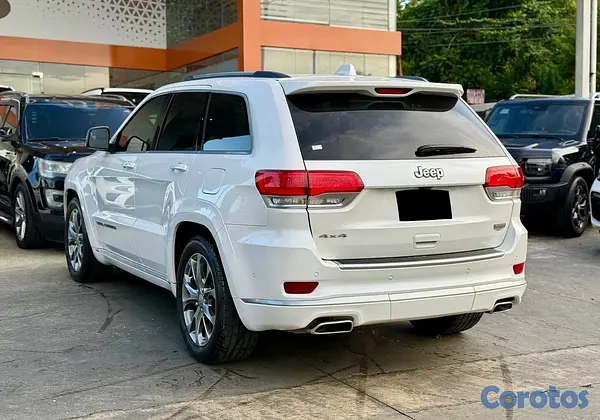 jeepetas y camionetas - Jeep Grand Cherokee Summit 2019 5