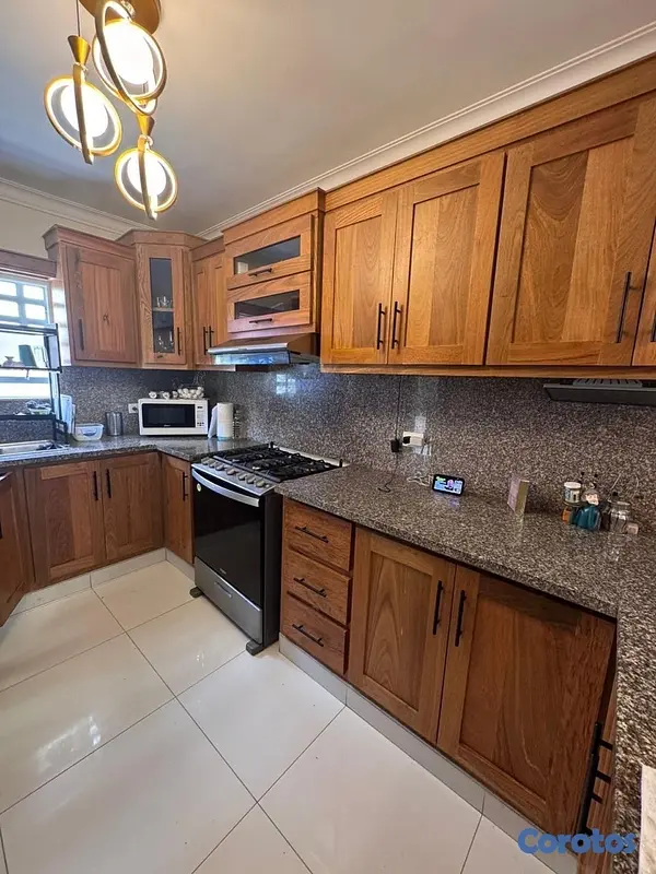 casas - venta de casa con jacuzzi en la autopista de san isidro prado oriental  2