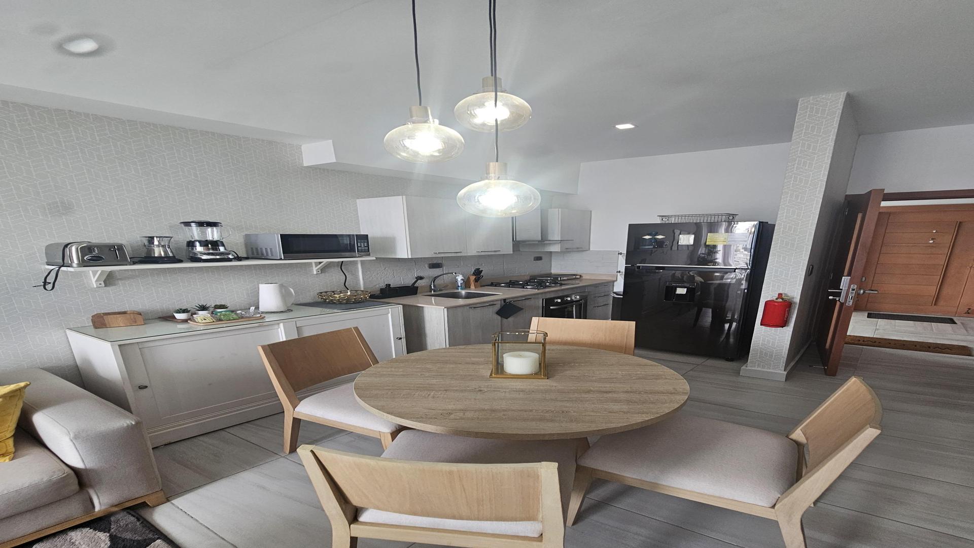 apartamentos - Apartamento Amueblado con estudio en Piantini 7