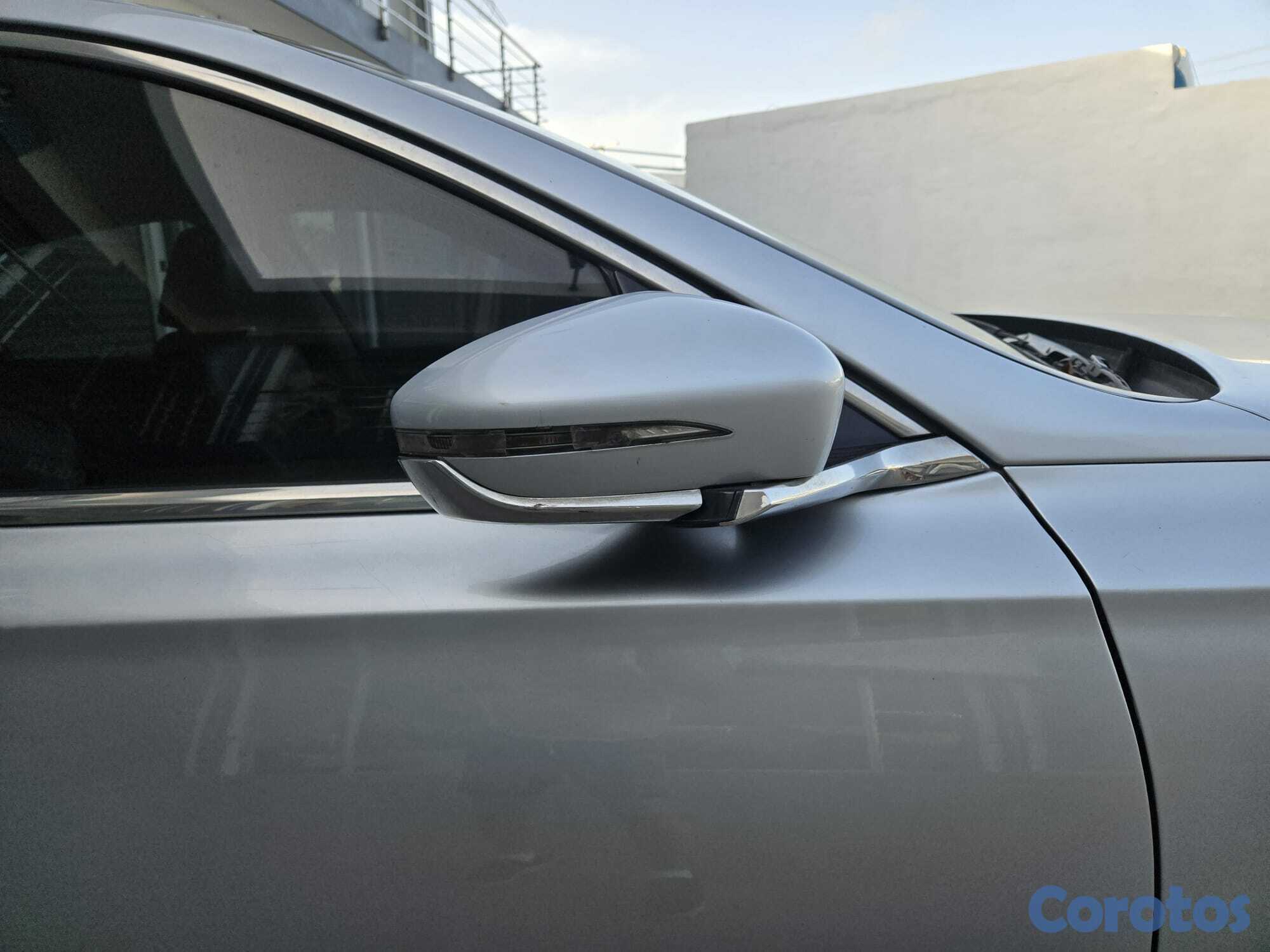 carros - HYUNDAI GRANDEUR 2018 GRIS 5