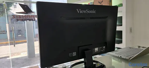 computadoras y laptops - monitor ViewSonic 24 Pulg full 1080p HDMI vga trae bocinas 3