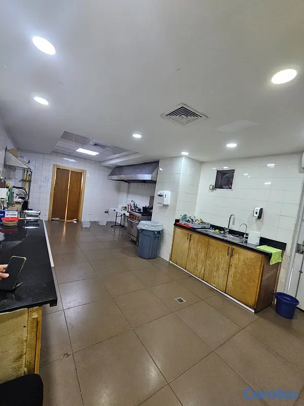 oficinas y locales comerciales - Local en Alquiler en Naco 14