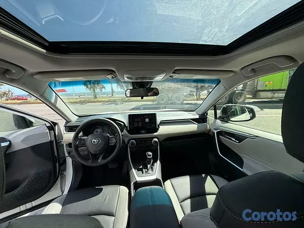 jeepetas y camionetas - Toyota RAV4 XLE 2021 5