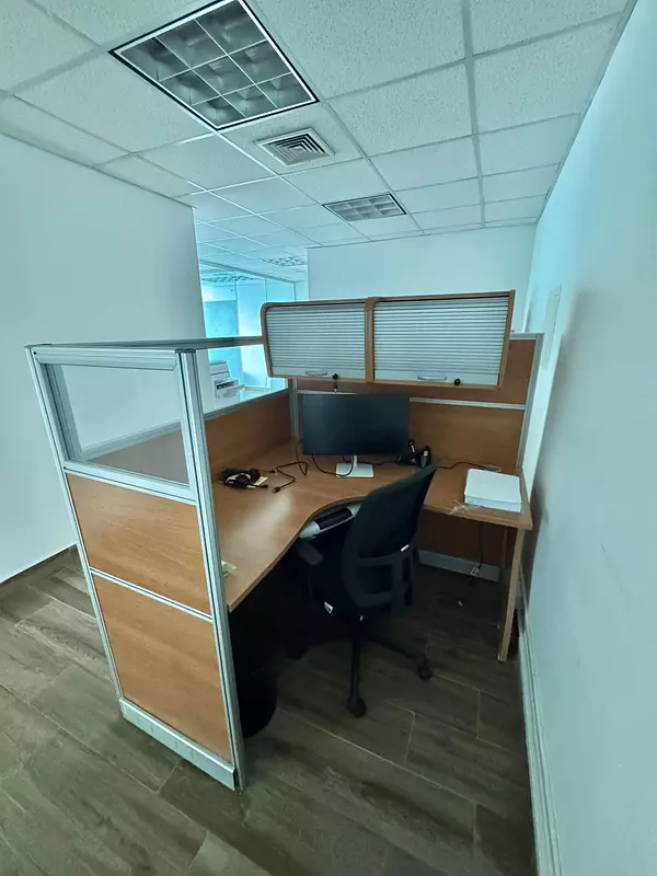 habitaciones y viviendas compartidas - Oficina Corporativa en Alquiler LA ESPERILLA 4