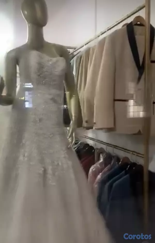 ropa para mujer - venta tienda de Novias 16