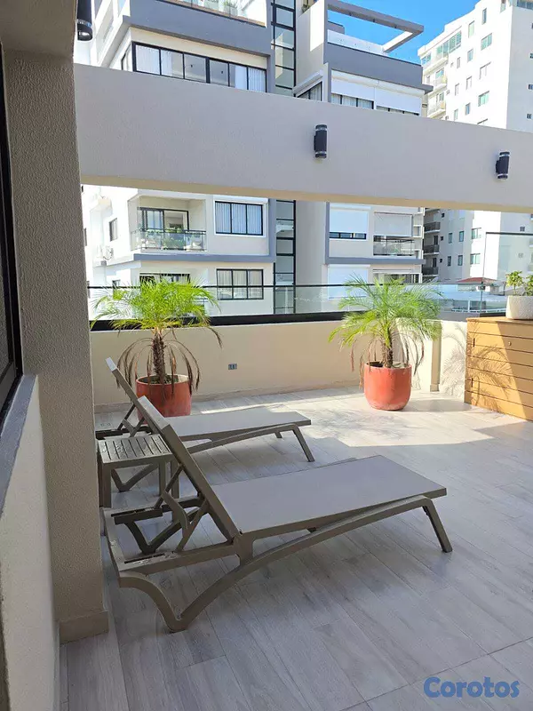 apartamentos - Alquilo en Urb. Real piso alto, excelente iluminación, para ejecutivo o pareja 8
