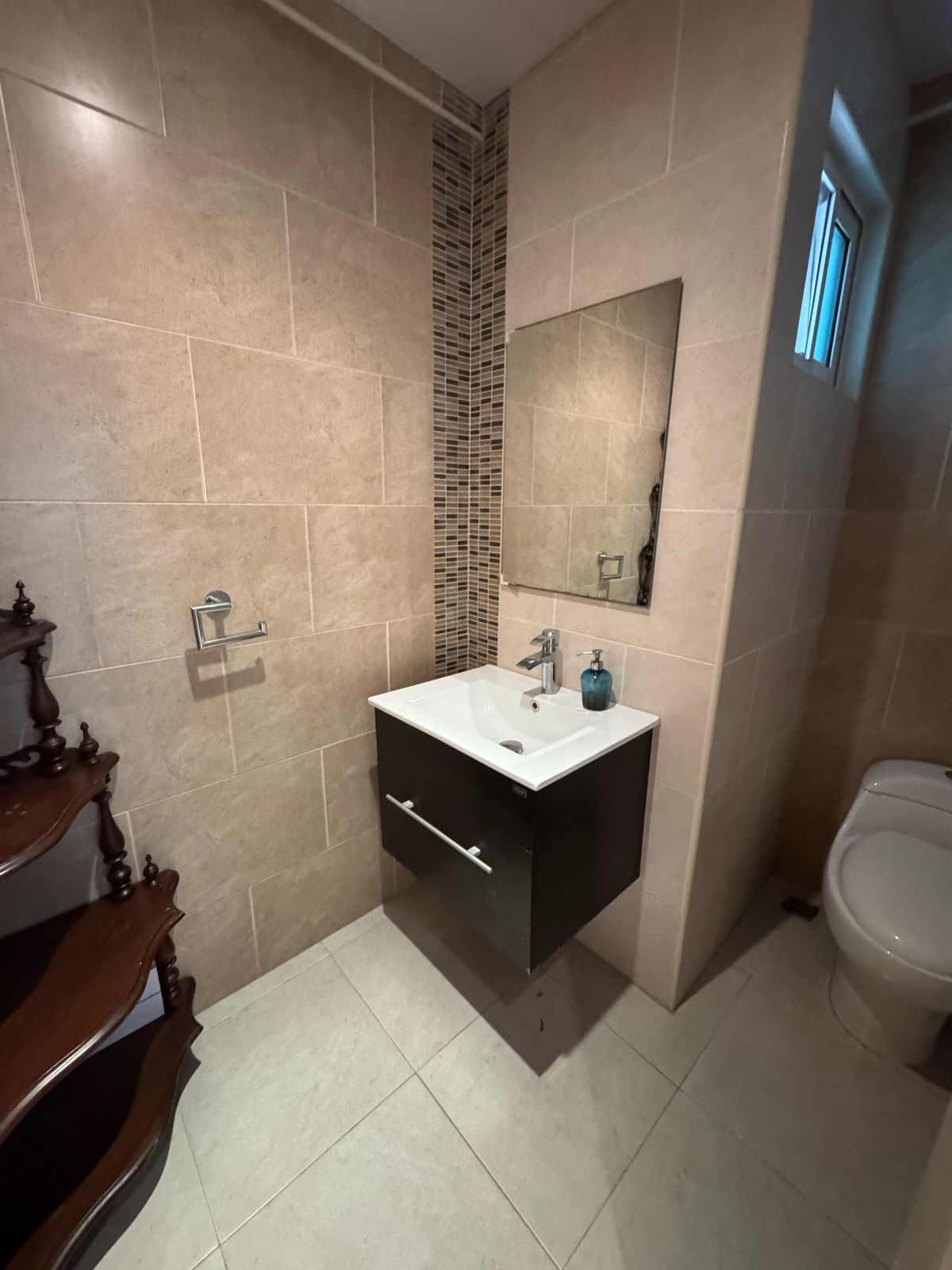 apartamentos - Alquiló con línea blanca Mirador Norte 2do nivel c 9