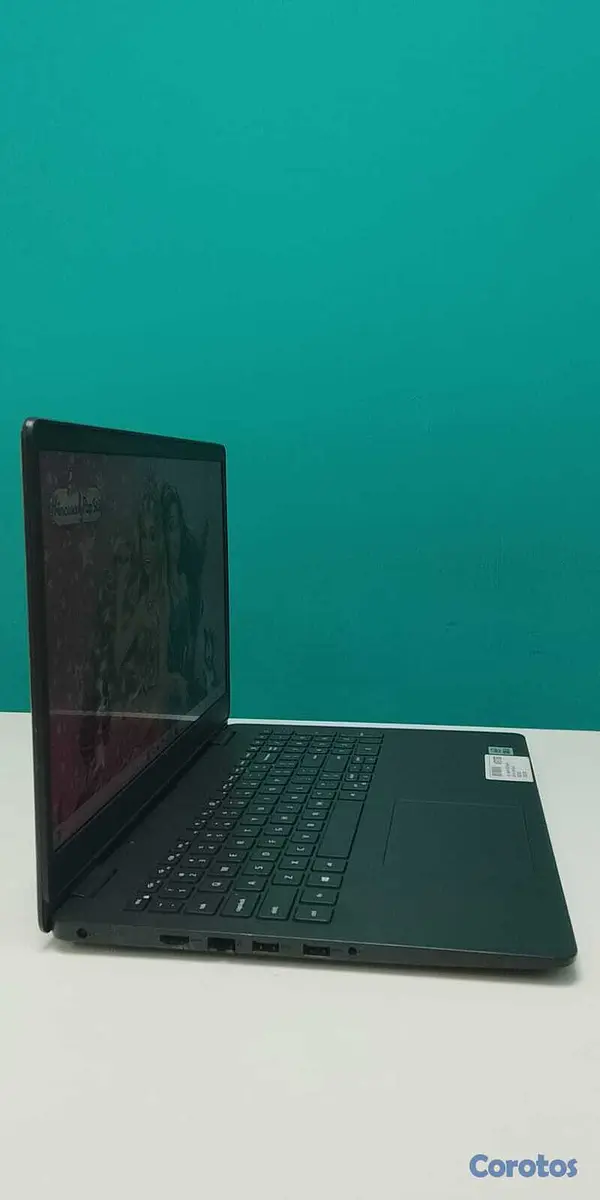 computadoras y laptops - Laptop, Dell Inspiron 3501 (touch) 10th Gen, Intel 3