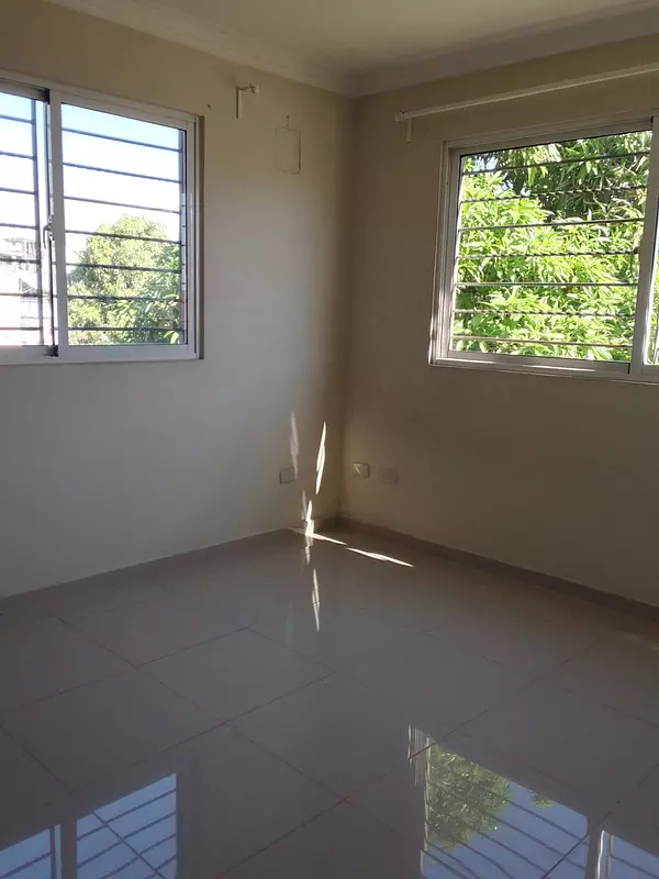 apartamentos - vendo apartamento en la Avenida Independencia  10