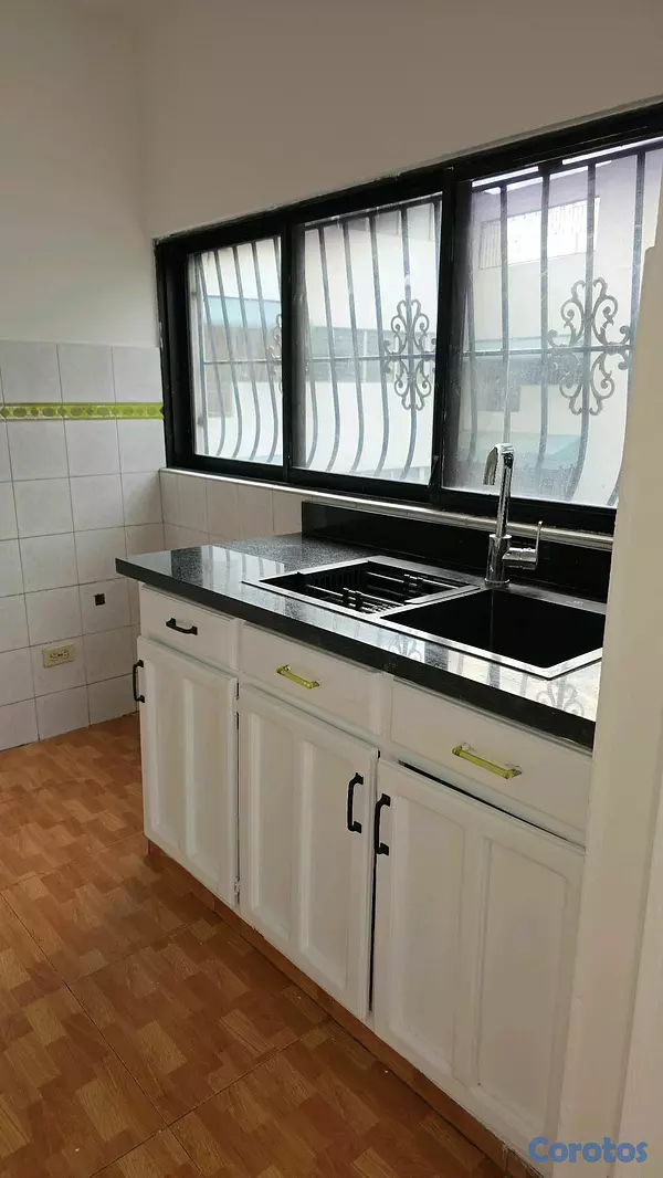 apartamentos - ACOGEDOR APARTAMENTO BELLA VISTA SUR, CLASICO, EXCELENTE UBICACIÓN  6
