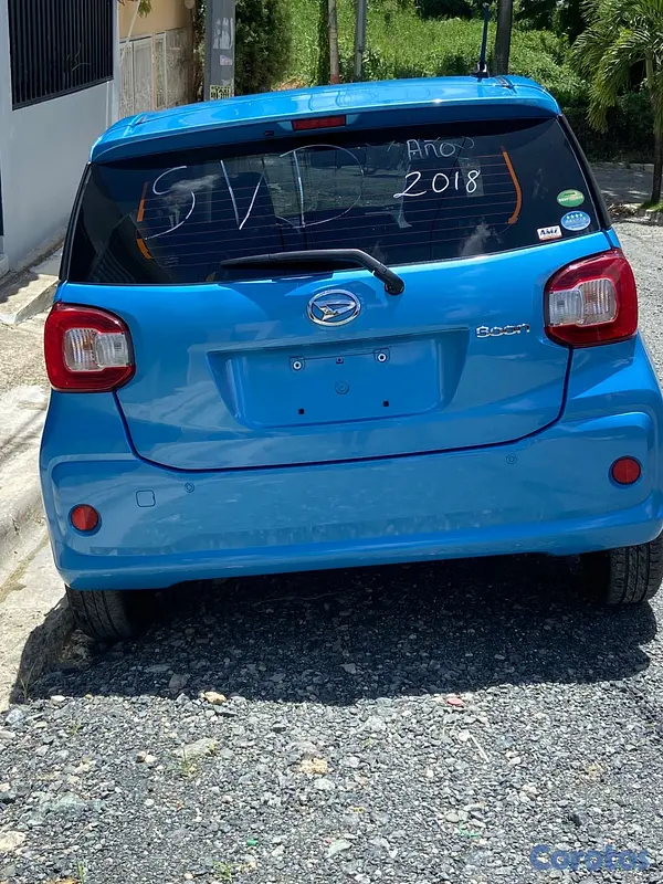 carros - Daihatsu boom 2018 6