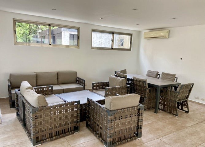 apartamentos - Apartamento en venta #24-872 iluminado bien distribuido planta eléctrica 6