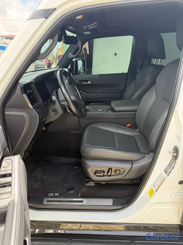 jeepetas y camionetas - Toyota Highlander XLE 2020 6