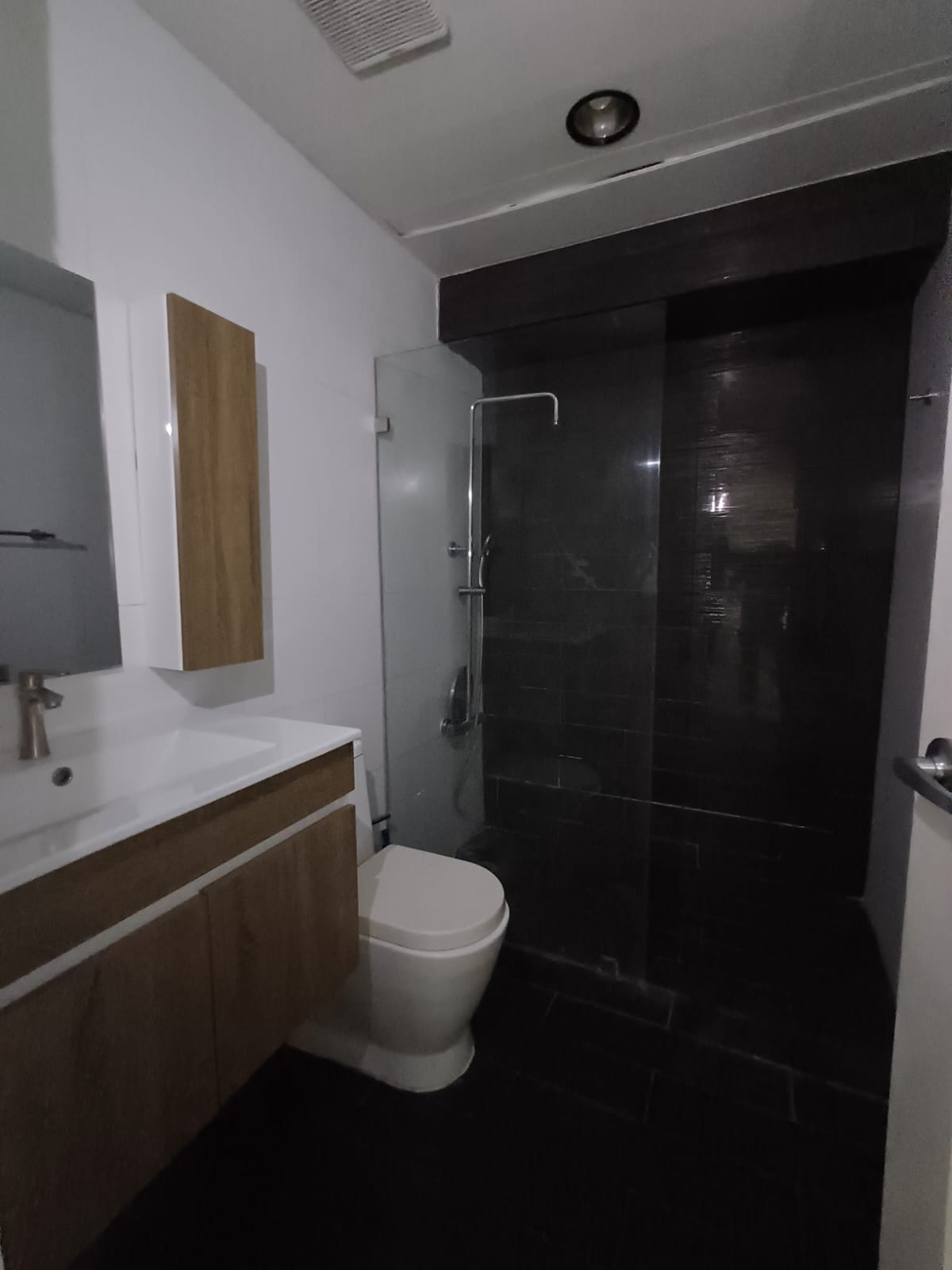 apartamentos - Apartamento en Venta en Alma Rosa I, 3H, 2B, 1P 5