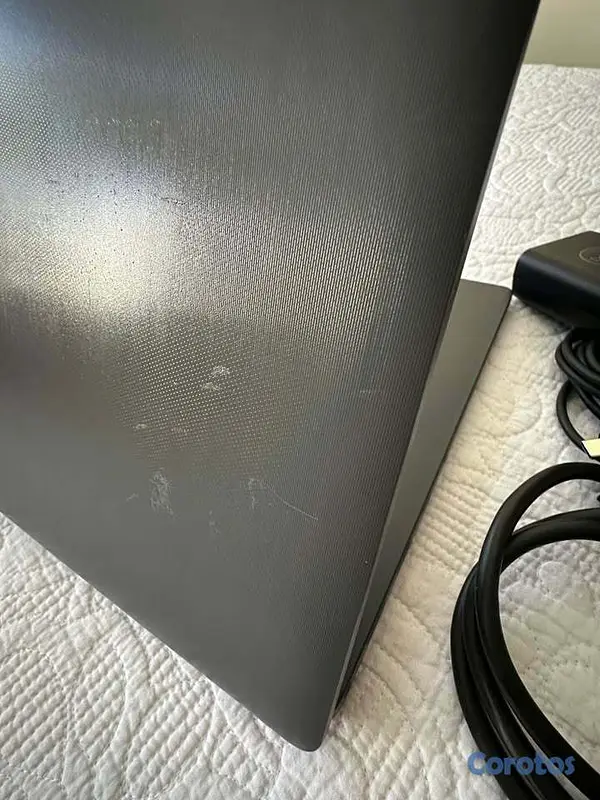 computadoras y laptops - Vendo Laptop Dell Latitude 3440 Soft Charcoal 5