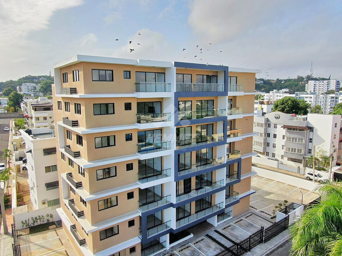 apartamentos - TORRE ASCENSOR Y GIMNASIO PROXIMO HACHE STGO. 0